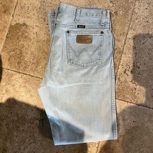 Wrangler Blue Straight Jeans Classic Style